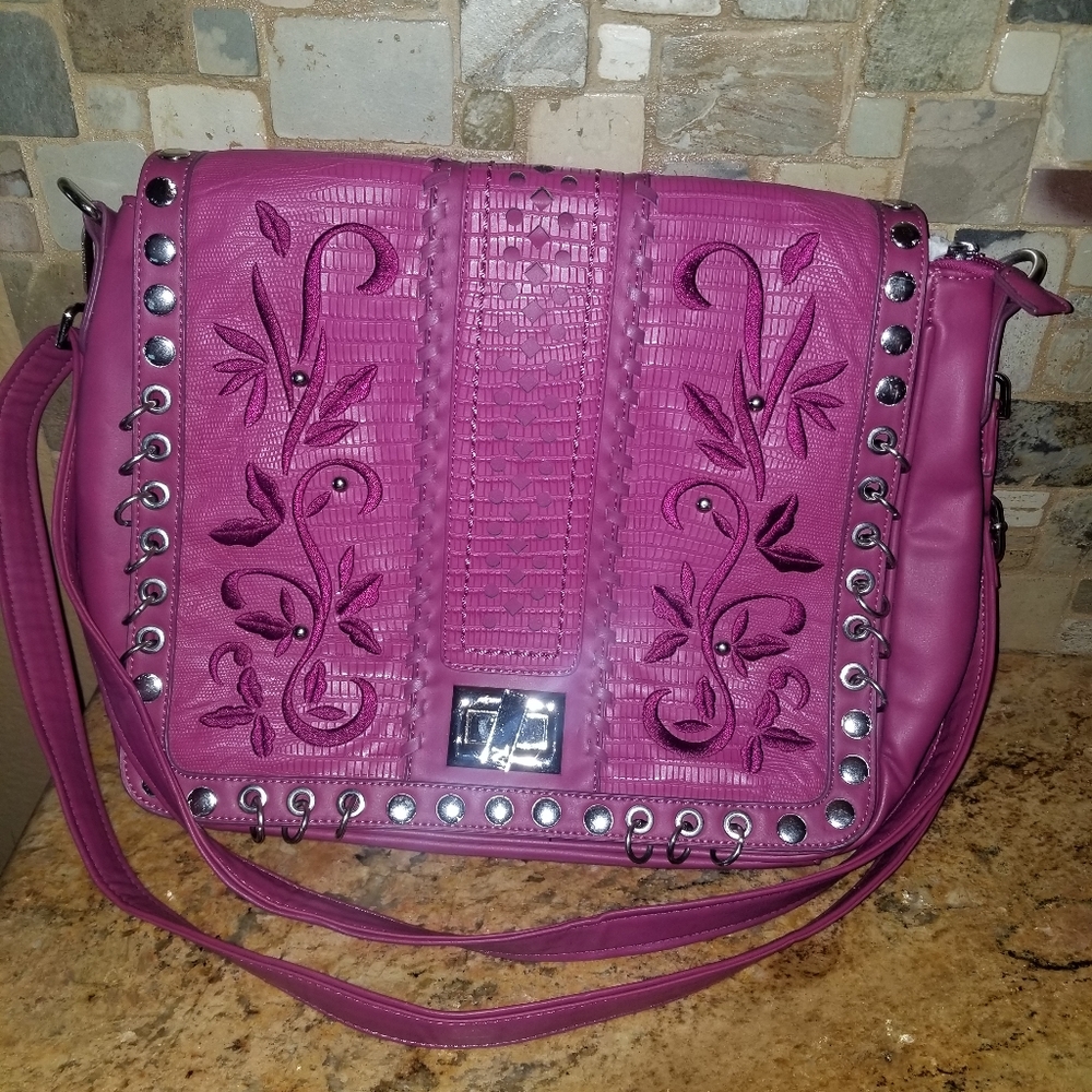 Nichole lee purse